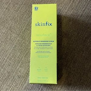 Skinfix Glycolic & Lactic Acid Renewing Body Scrub NEW